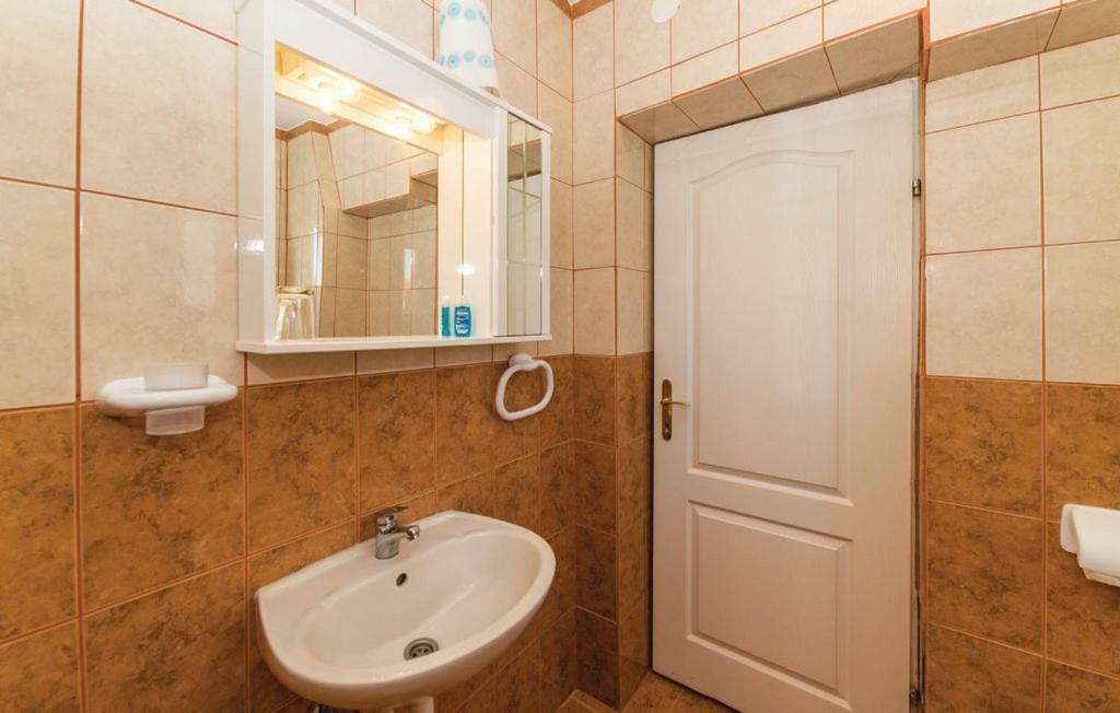 Apartment Diana - Great Location, Cosy 2 Bedroom, 2 Bathroom Apt Куклица Экстерьер фото
