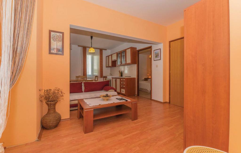 Apartment Diana - Great Location, Cosy 2 Bedroom, 2 Bathroom Apt Куклица Экстерьер фото